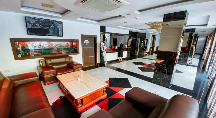 Lucky Star Hotel Nagoya Exterior foto